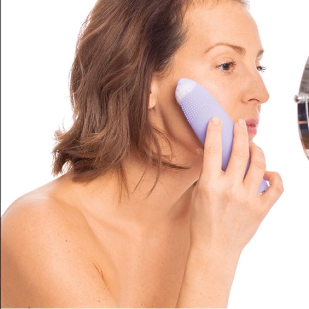 Thermal Sonic Facial Brush - Picture 3 of 11